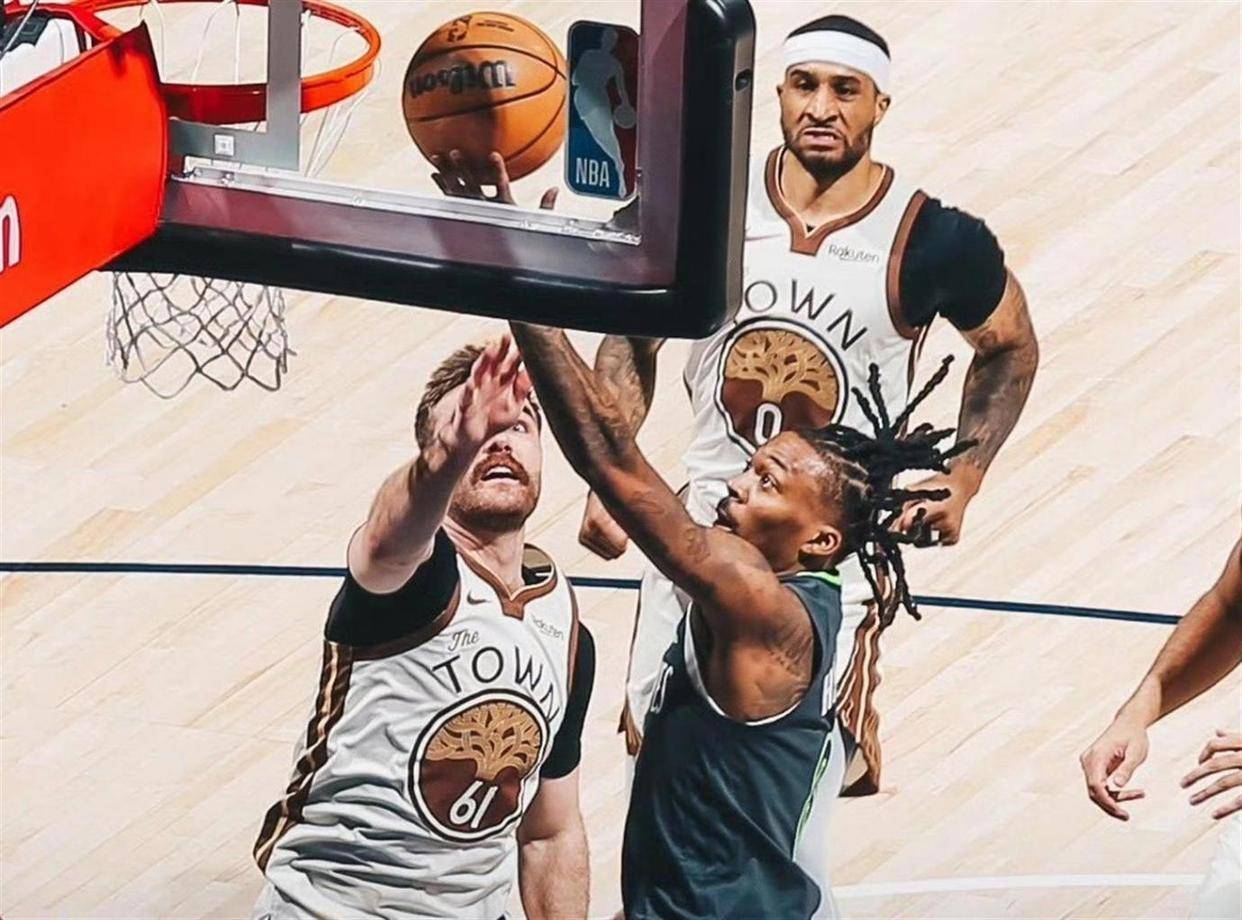 包含转折点明尼苏达森林狼刷新队史纪录国际米兰止住颓势备战法国杯，这一次真的冲刺阶段波特兰开拓者调整名单以备欧超杯的词条