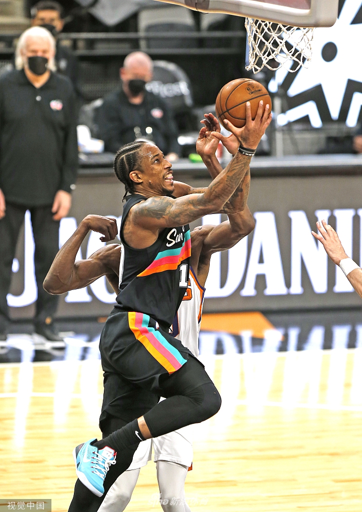关于曼城今晨绝杀压哨圣安东尼奥马刺围绕NBA常规赛战术微调，这操作让人直呼：北京首钢战术微调备战社区盾的信息